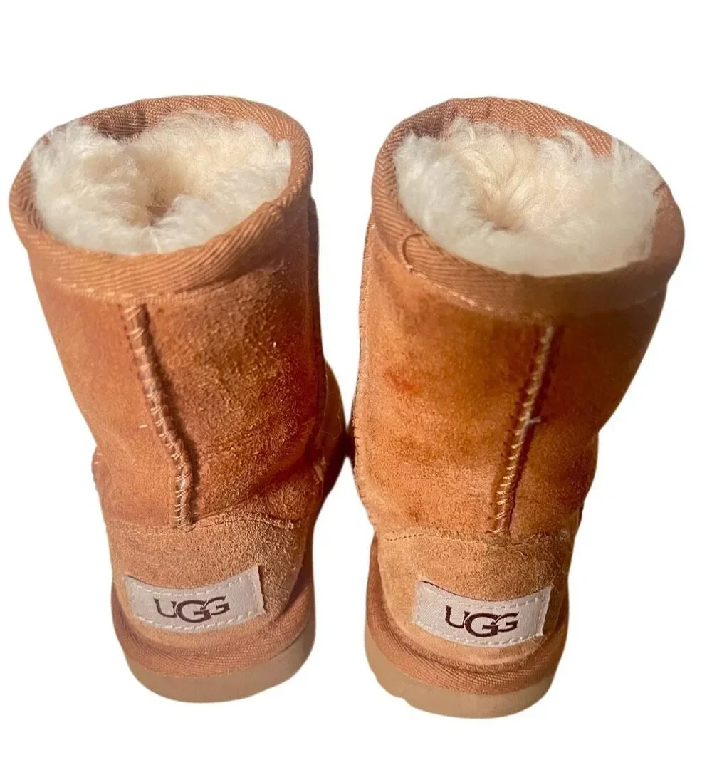 UGG Classic Short Boots Chestnut Suede W Plush Exposed Sheepskin Collar Sz 8 T